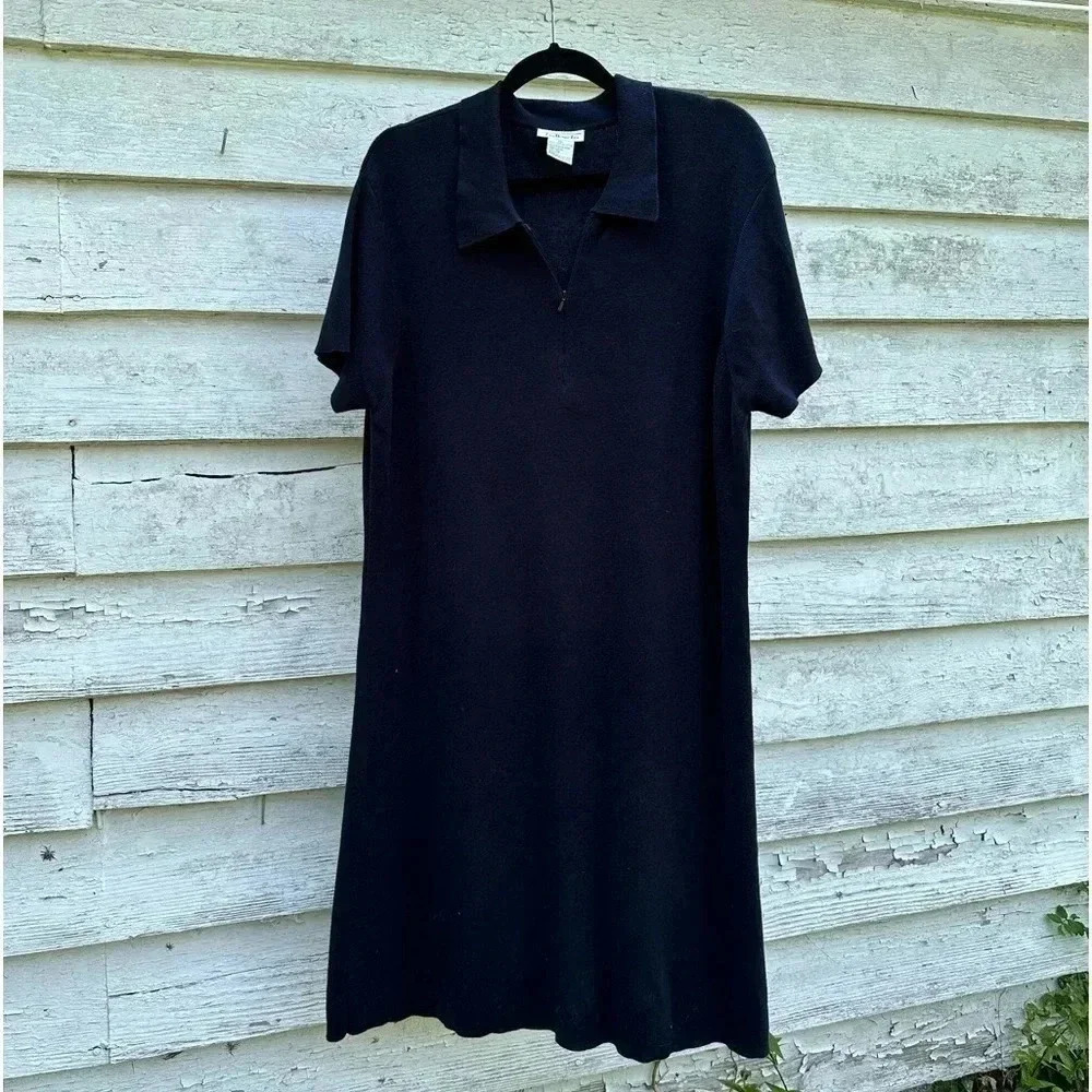 Talbots Womens Dress Nave collar and button closure on chest